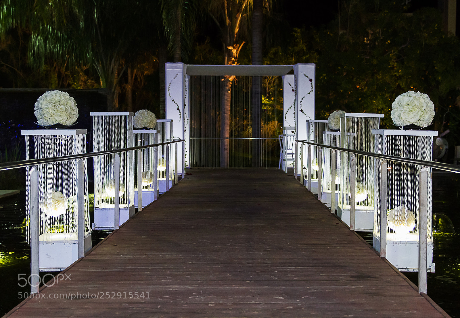 Canon EOS 7D sample photo. Jewish hupa , wedding putdoor . photography