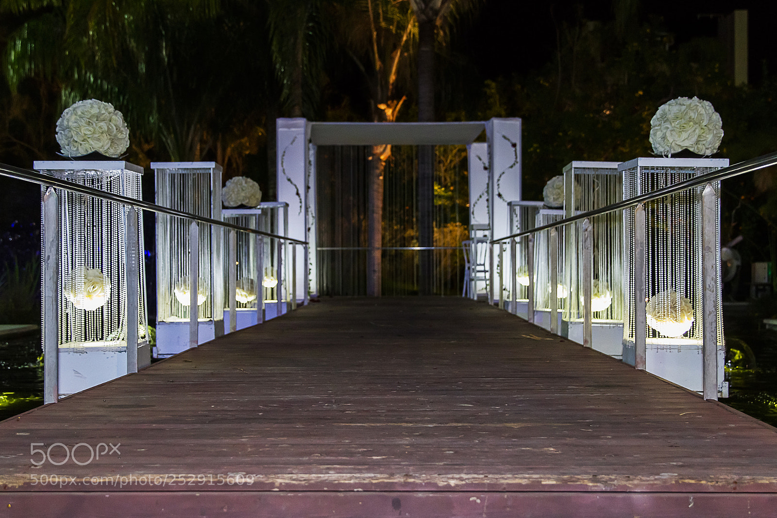 Canon EOS 7D sample photo. Jewish hupa , wedding putdoor . photography