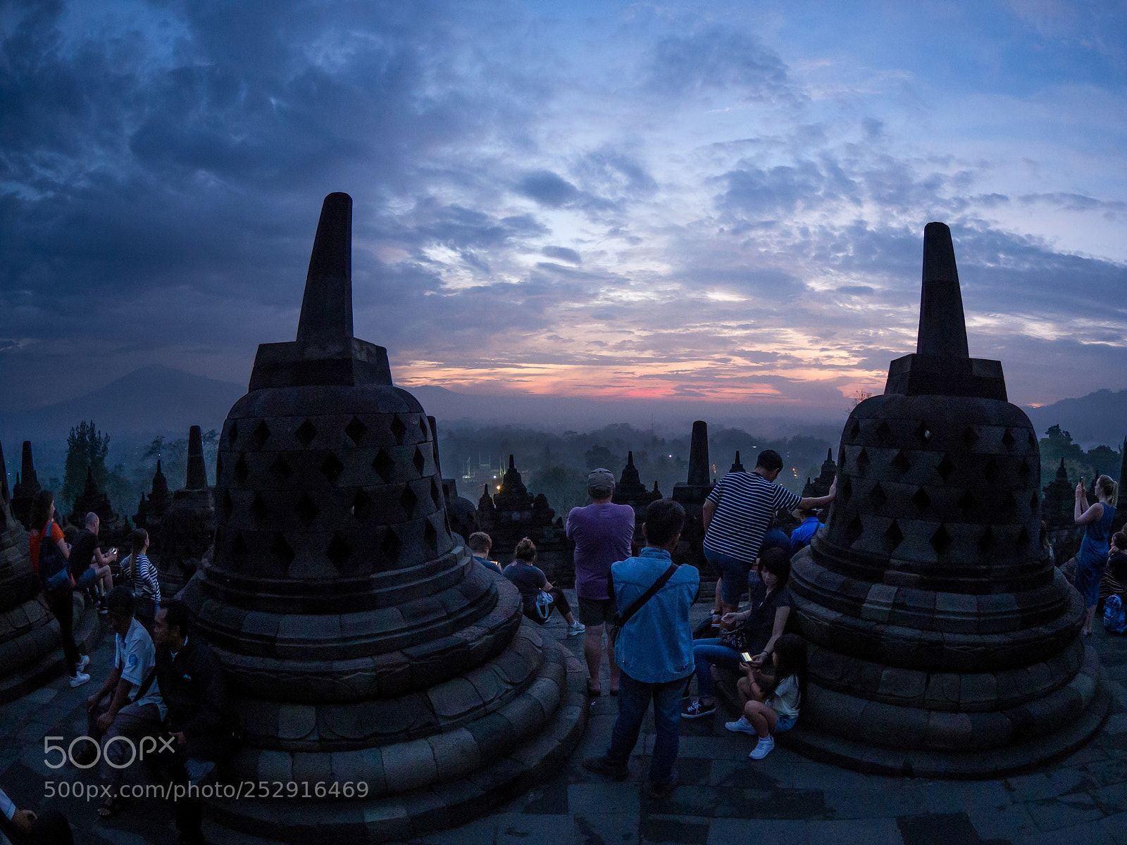 Olympus OM-D E-M10 II sample photo. The borobudur temple at photography