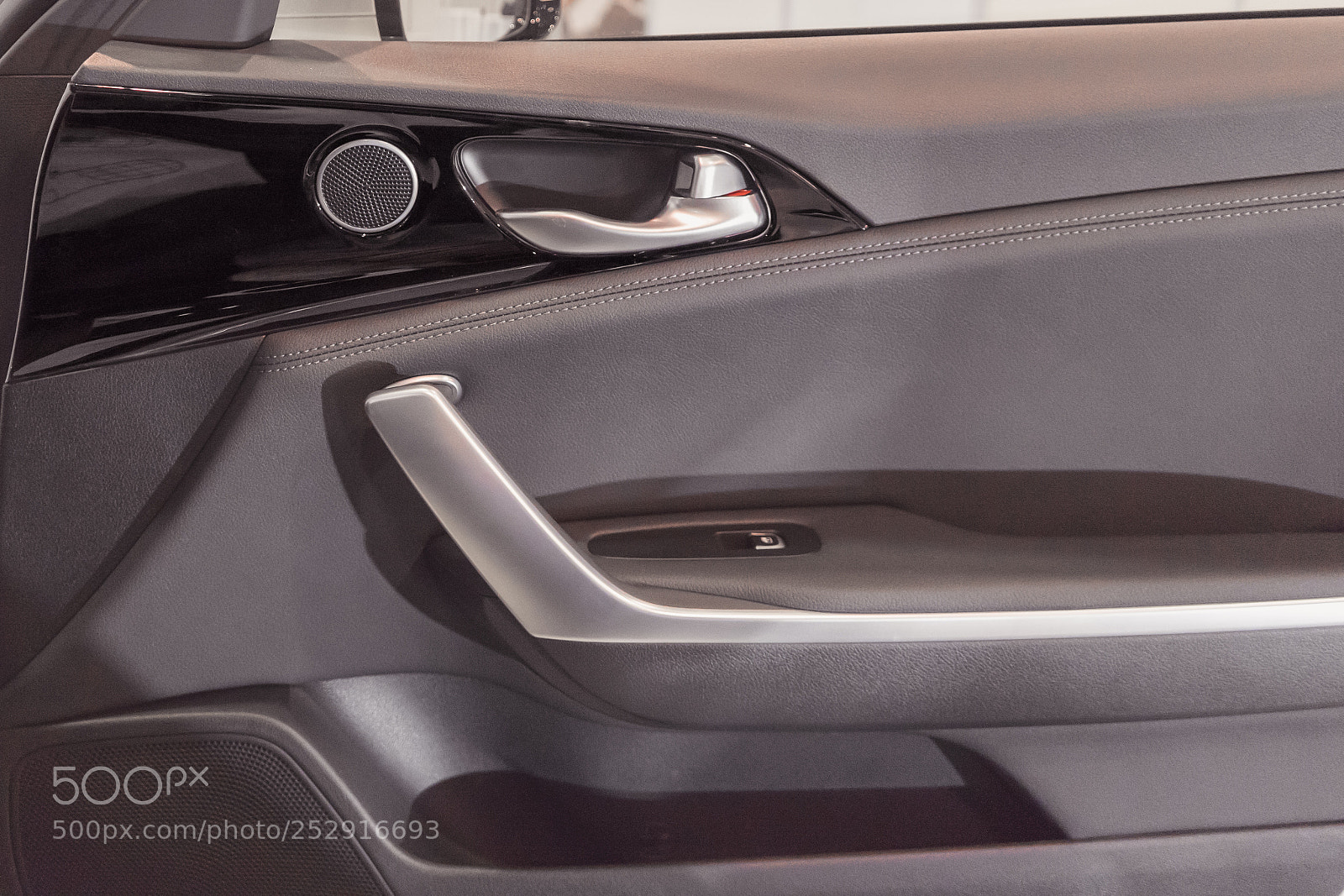 Sony a7 II sample photo. Kia stinger 2018 presentation photography