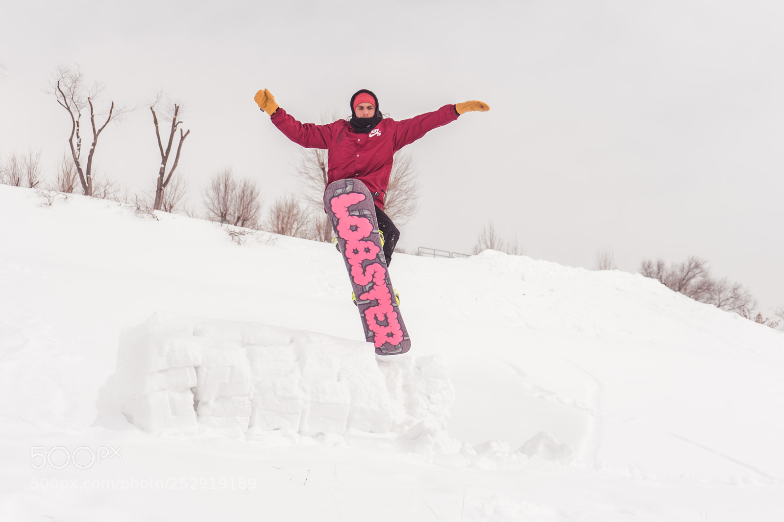 Sony a7 II sample photo. Snowboard method grab by photography