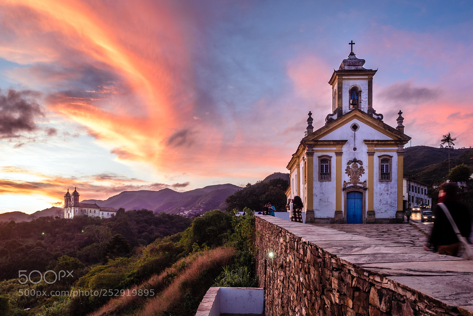 Olympus OM-D E-M1 sample photo. Sunset in ouro preto photography