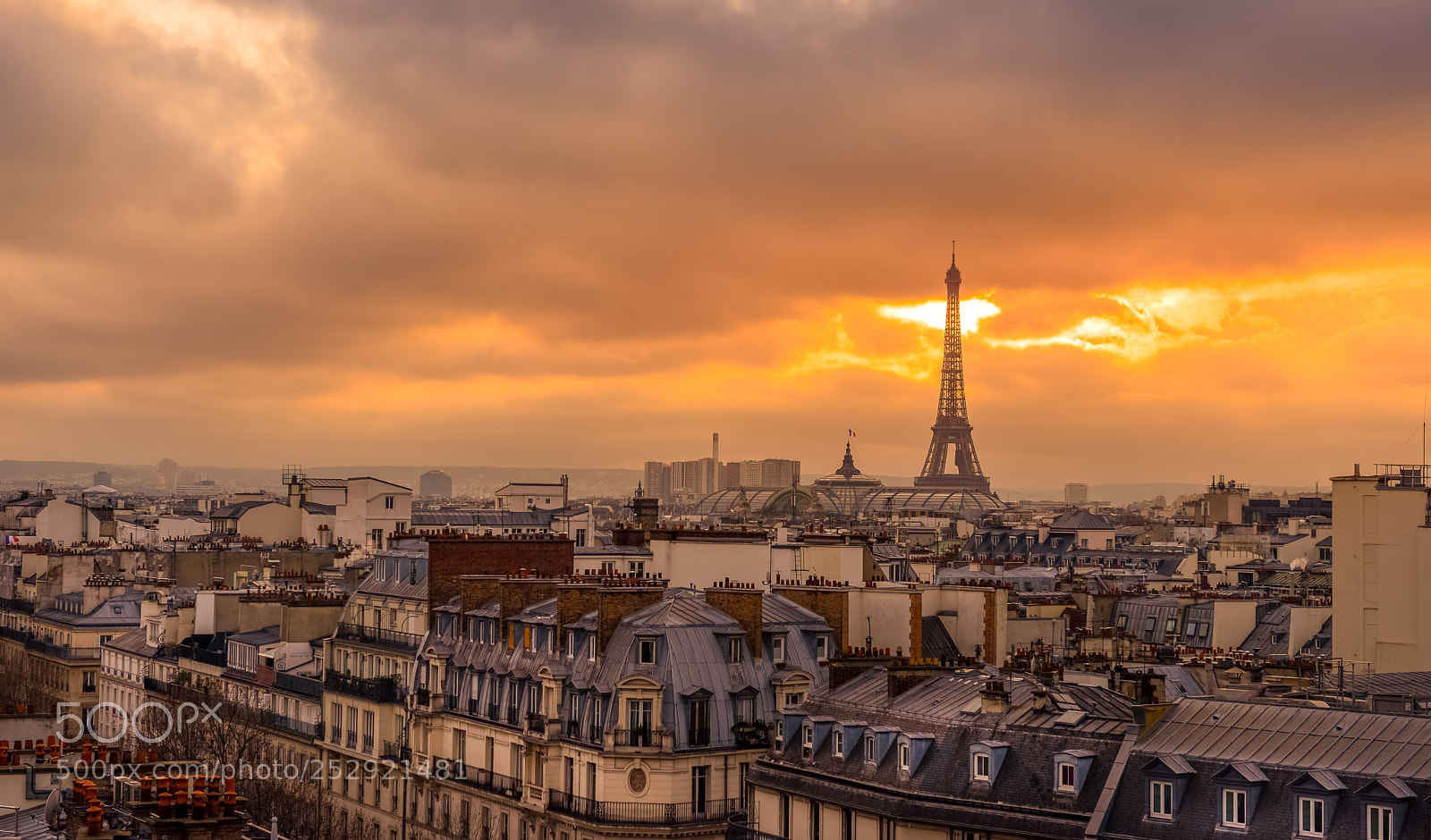 Nikon D610 sample photo. Sunset in paris photography