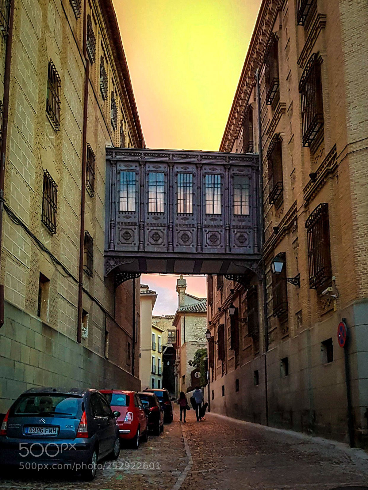 Samsung Galaxy S8 sample photo. Walking at toledo photography