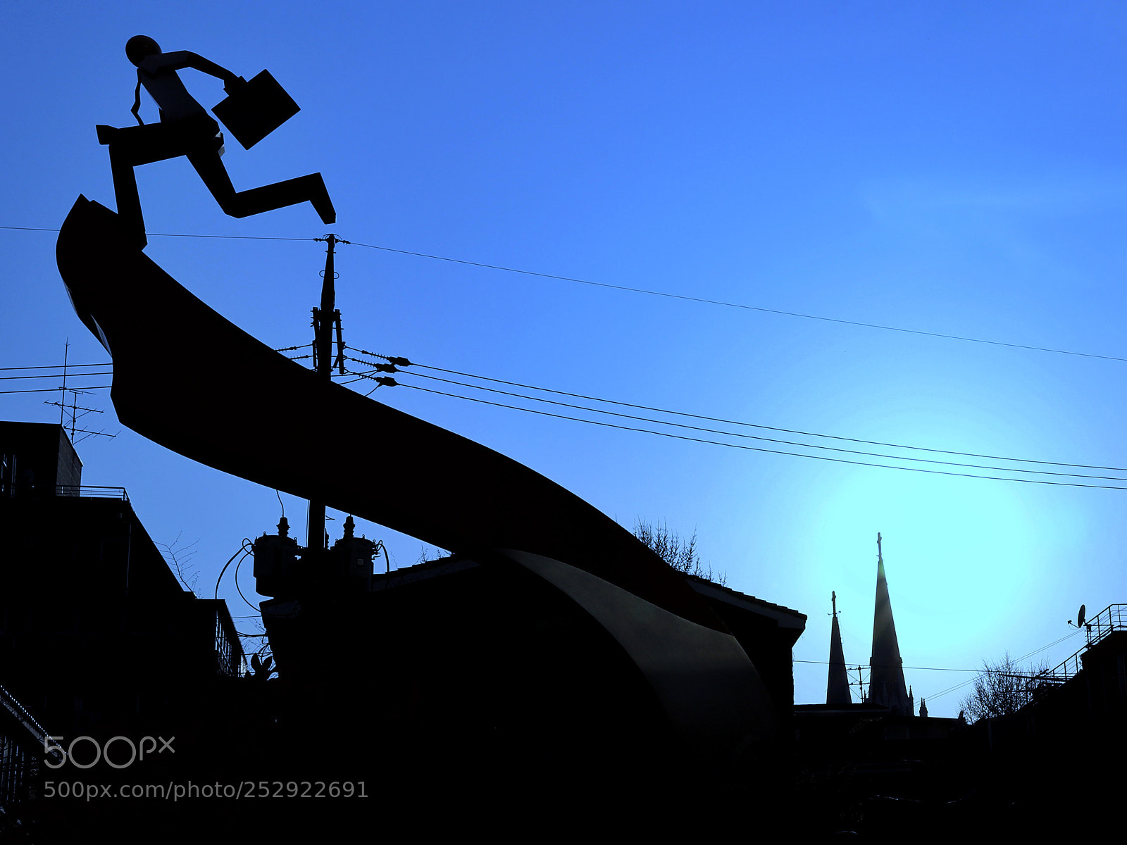 Canon EOS 6D Mark II sample photo. Running away. photography