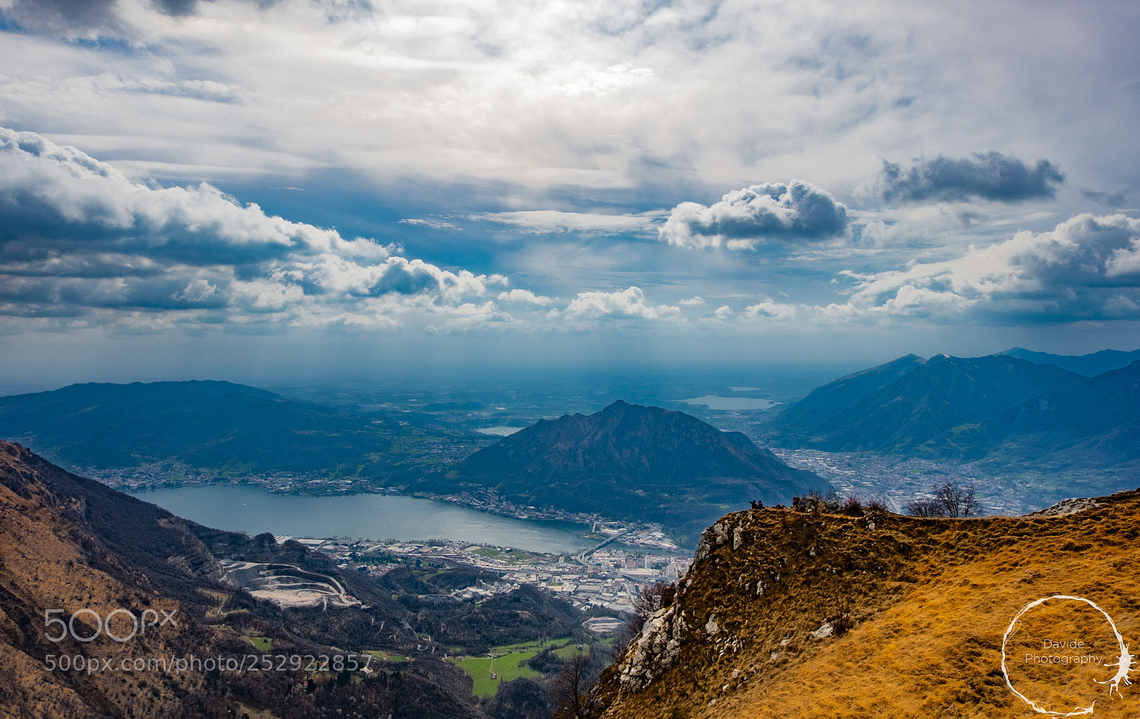 Fujifilm X-T20 sample photo. Lecco under the sky photography