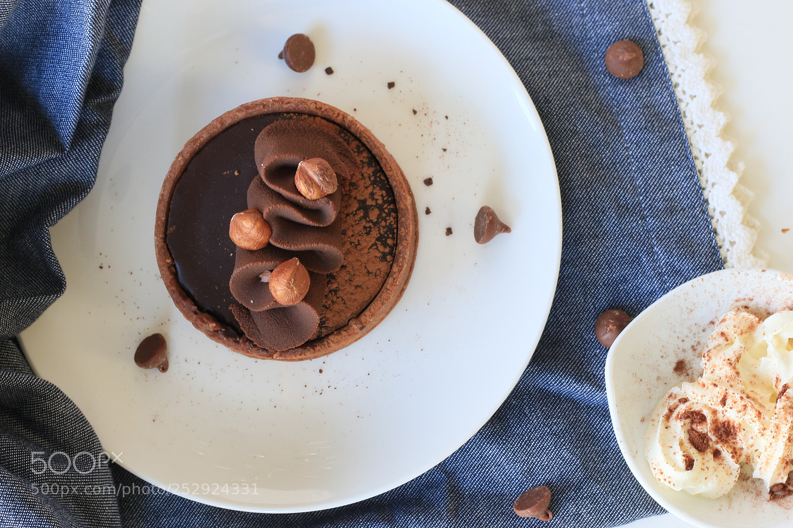 Canon EOS 70D sample photo. Hazelnut mousse cake photography