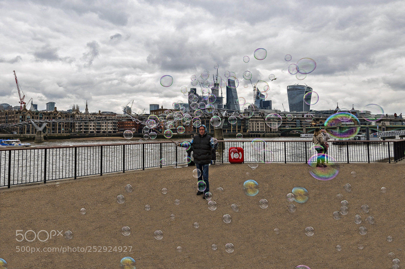Nikon D810 sample photo. Burbujas junto al t photography