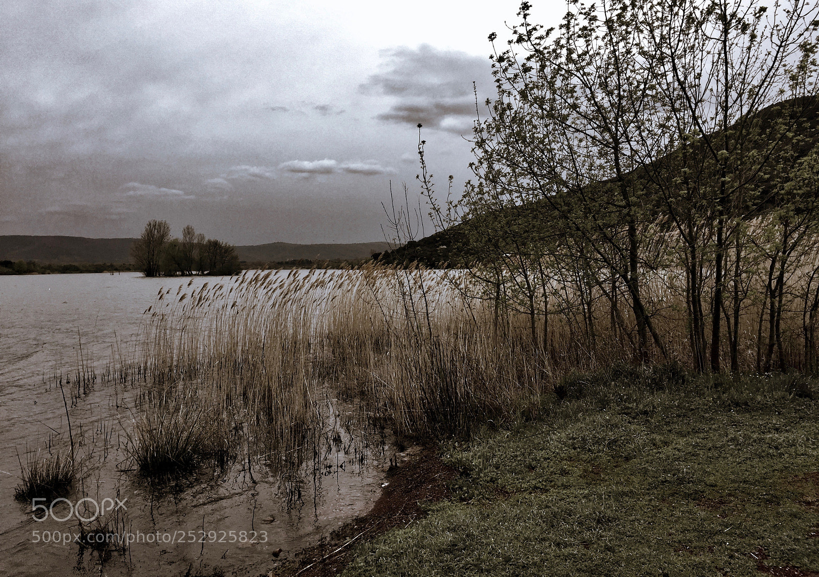 Apple iPhone 6 sample photo. Lac du salagou 1 photography