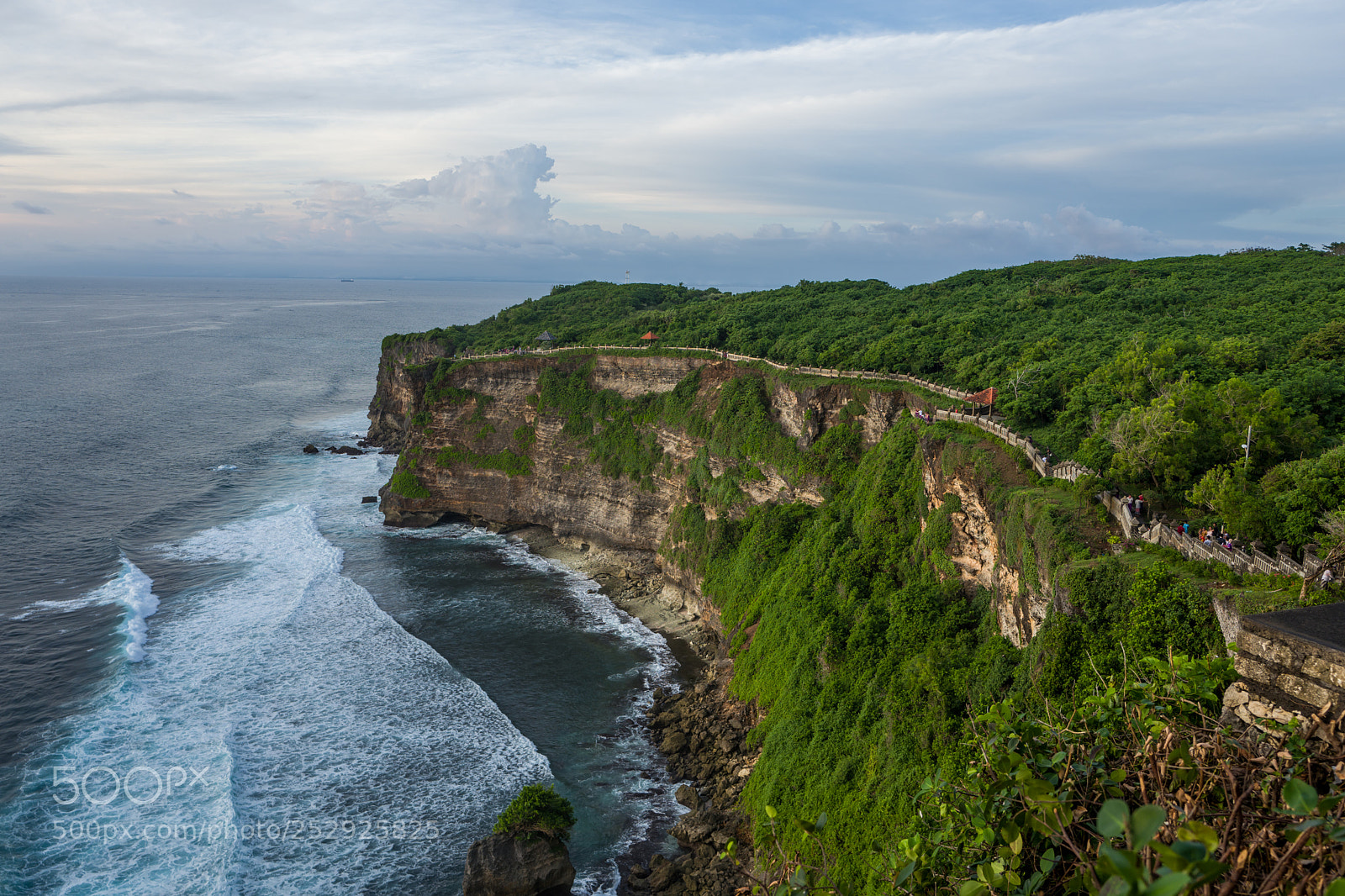 Leica Q (Typ 116) sample photo. The uluwatu temple area photography