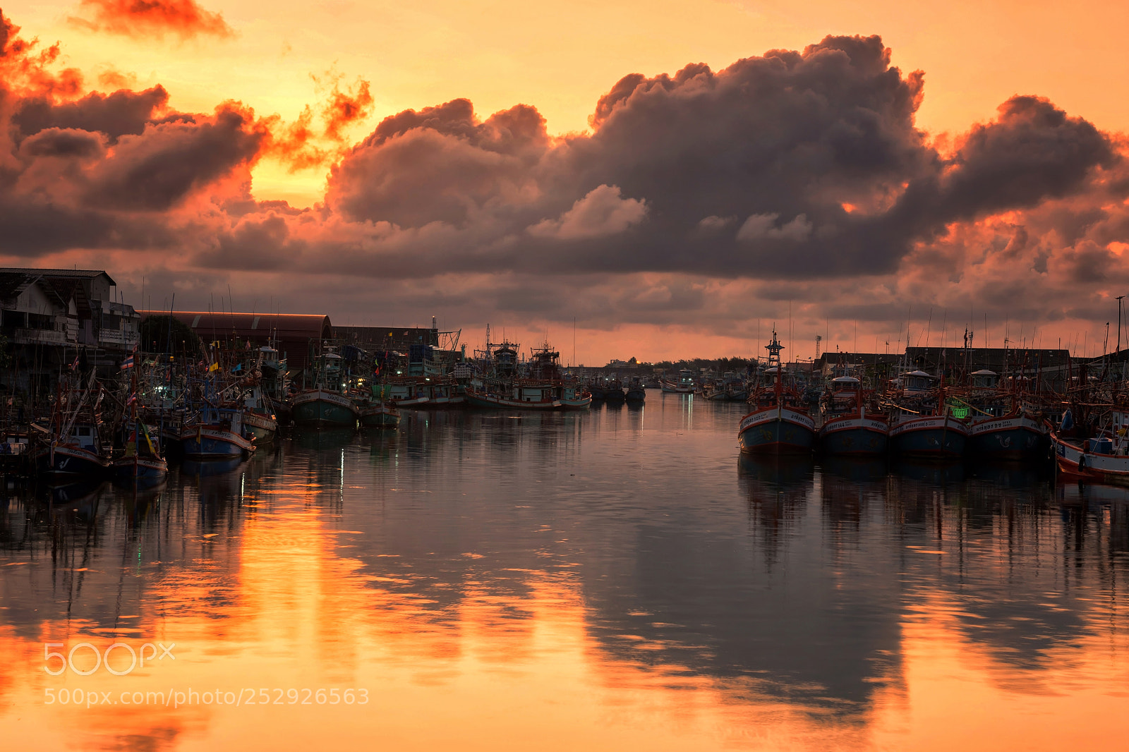 Nikon D810 sample photo. Fishing boat dock at photography