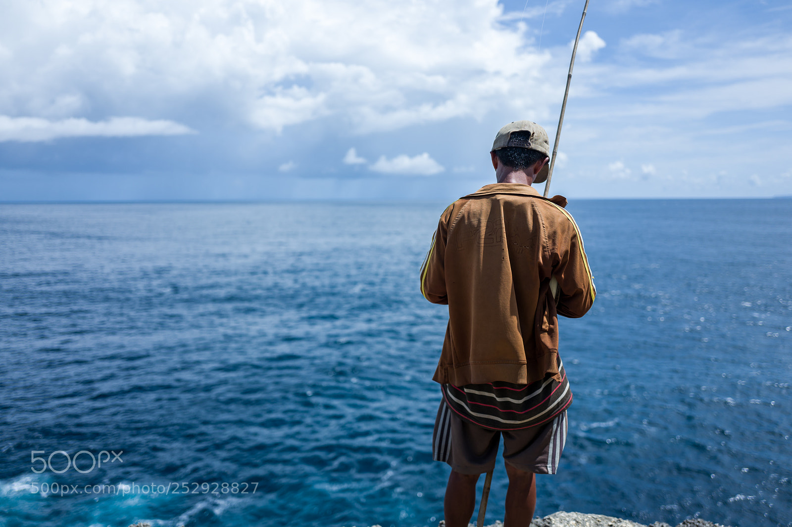 Leica Q (Typ 116) sample photo. Fisherman at the nusa photography