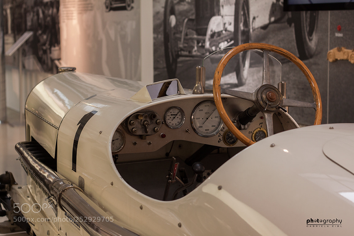 Canon EOS 500D (EOS Rebel T1i / EOS Kiss X3) sample photo. Porsche museum photography