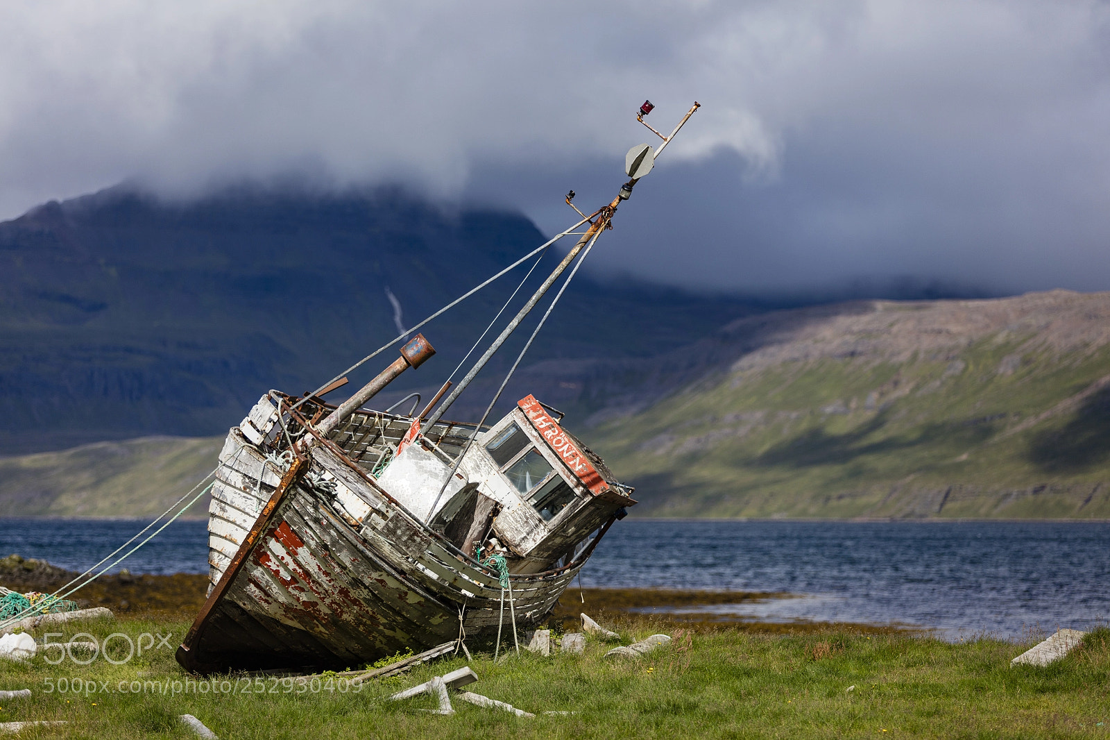 Canon EOS 5DS R sample photo. Schiffswrack photography