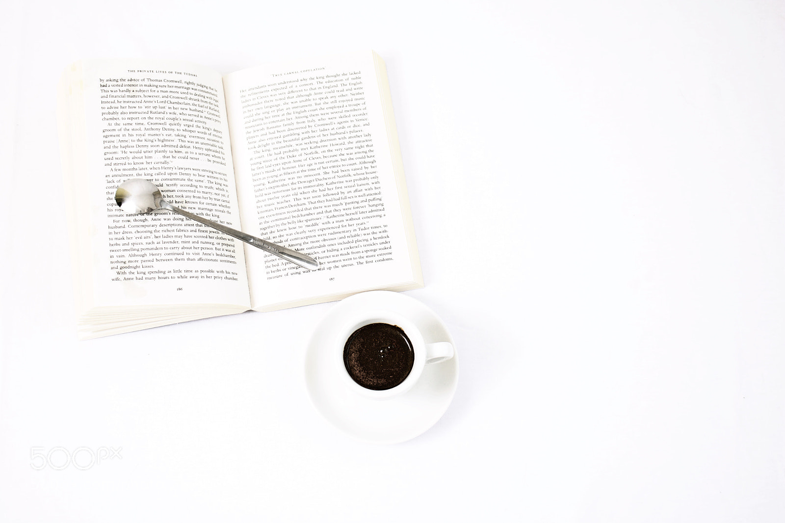 Canon EOS 750D (EOS Rebel T6i / EOS Kiss X8i) sample photo. Book and coffee photography