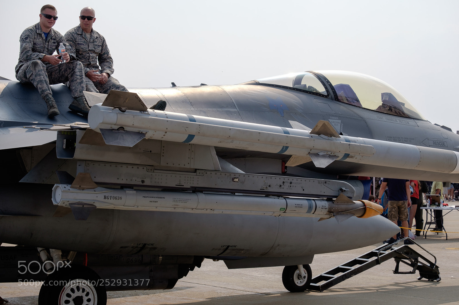 Fujifilm X-T1 sample photo. F-16 air show photography
