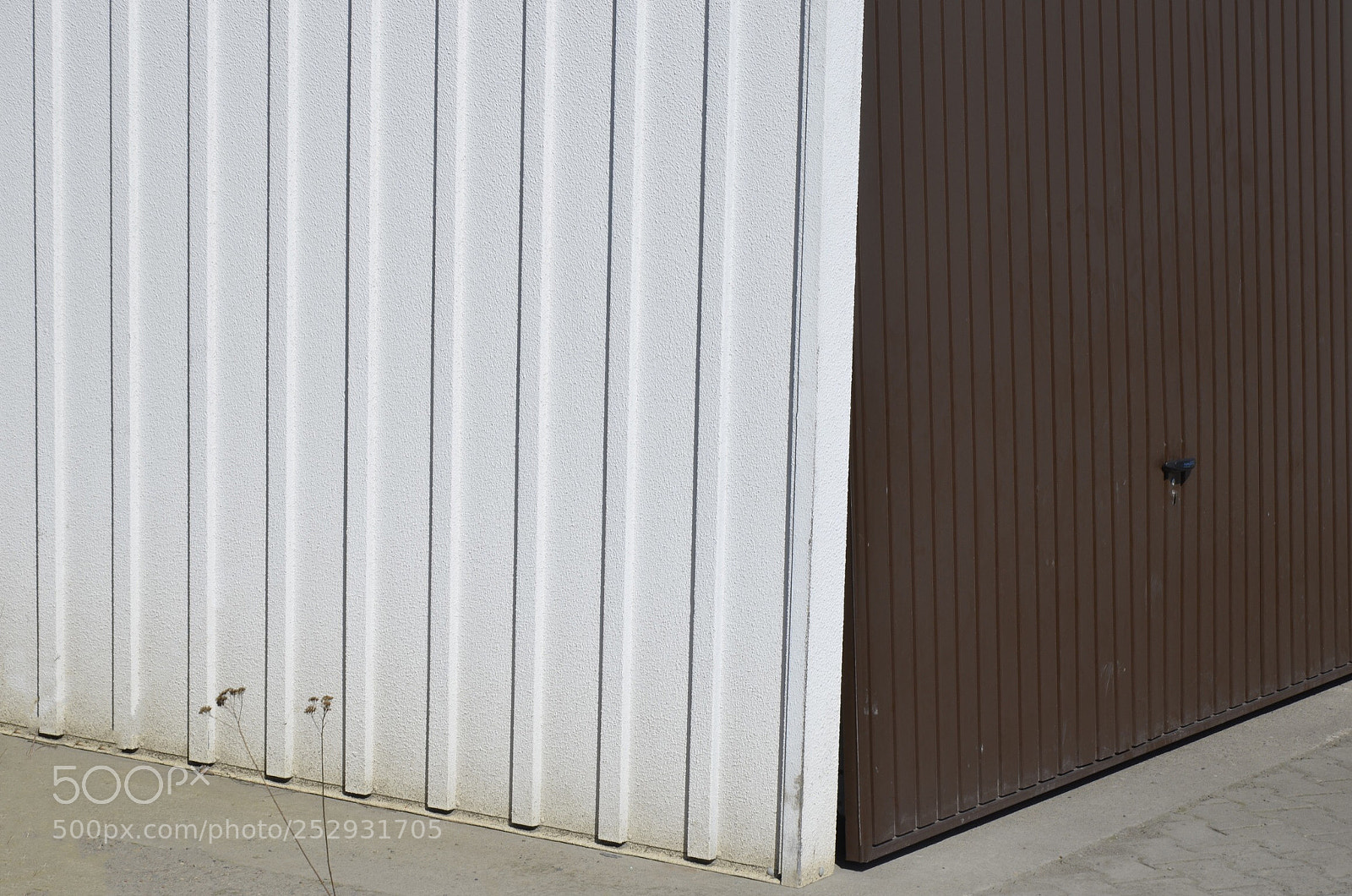 Nikon D7000 sample photo. Garage  photography