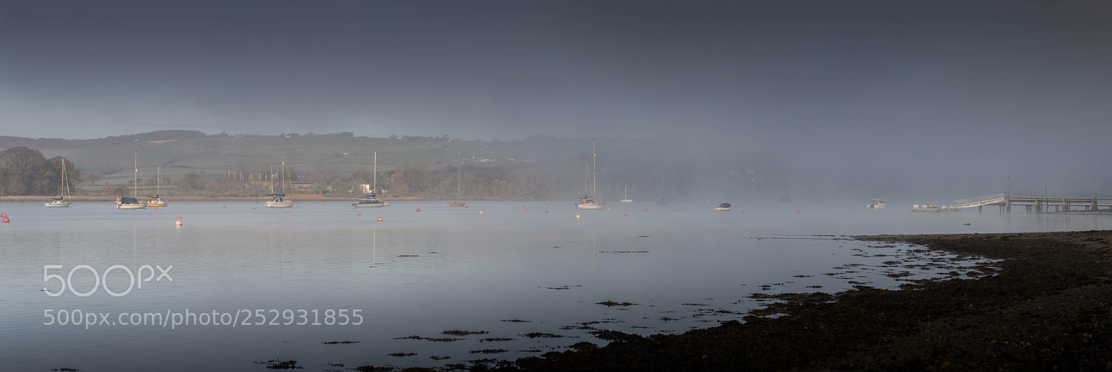 Canon EOS 700D (EOS Rebel T5i / EOS Kiss X7i) sample photo. Mist on the river photography