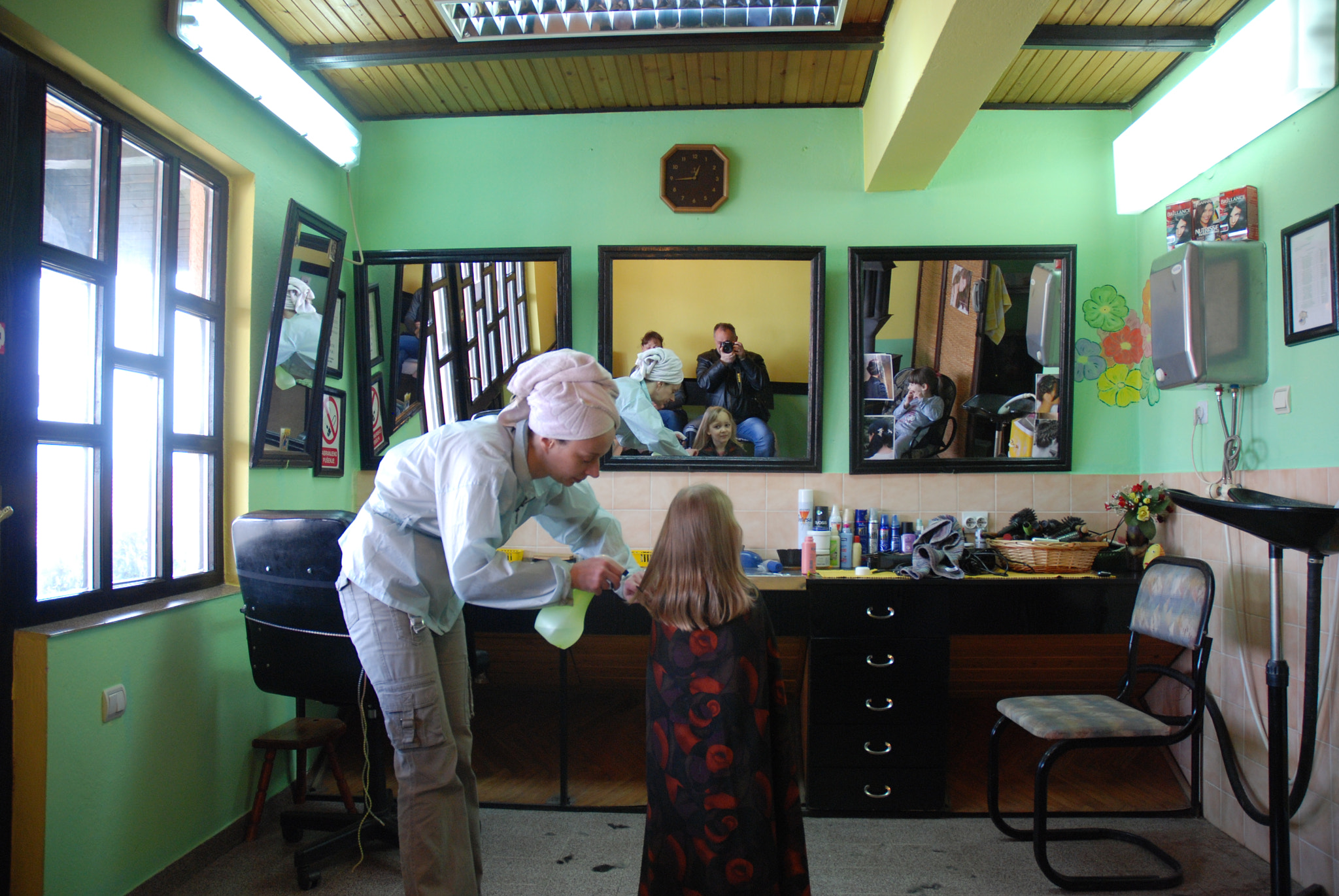 Nikon D80 sample photo. Hairdresser's photography
