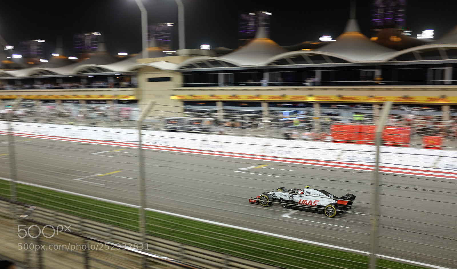Fujifilm X100T sample photo. Hass at bahrain gp photography