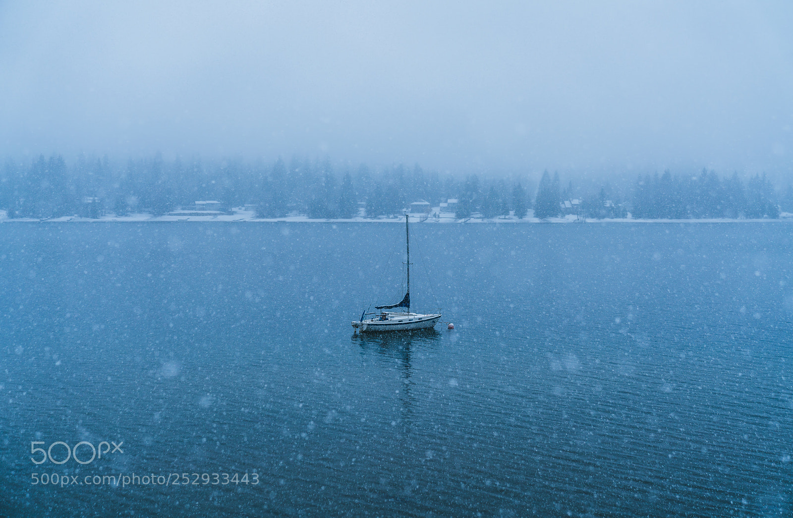 Sony a7R III sample photo. Sailboat in a snowstorm photography
