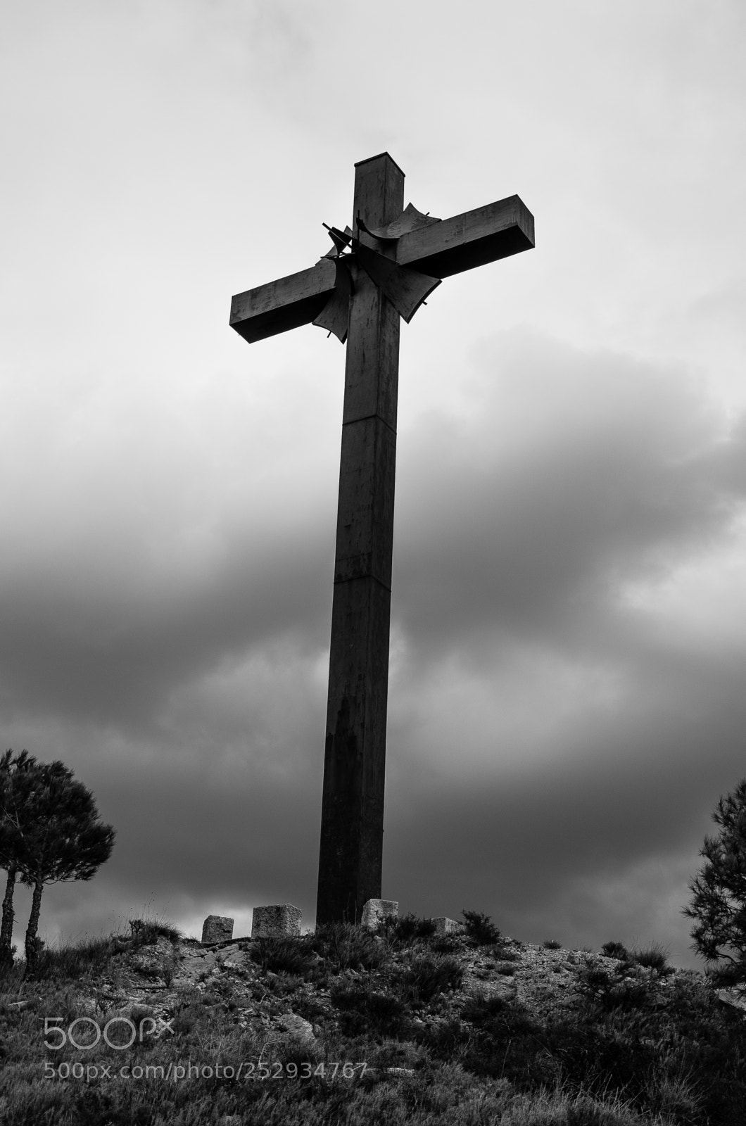 Pentax K-5 IIs sample photo. Cruz de rubielos photography