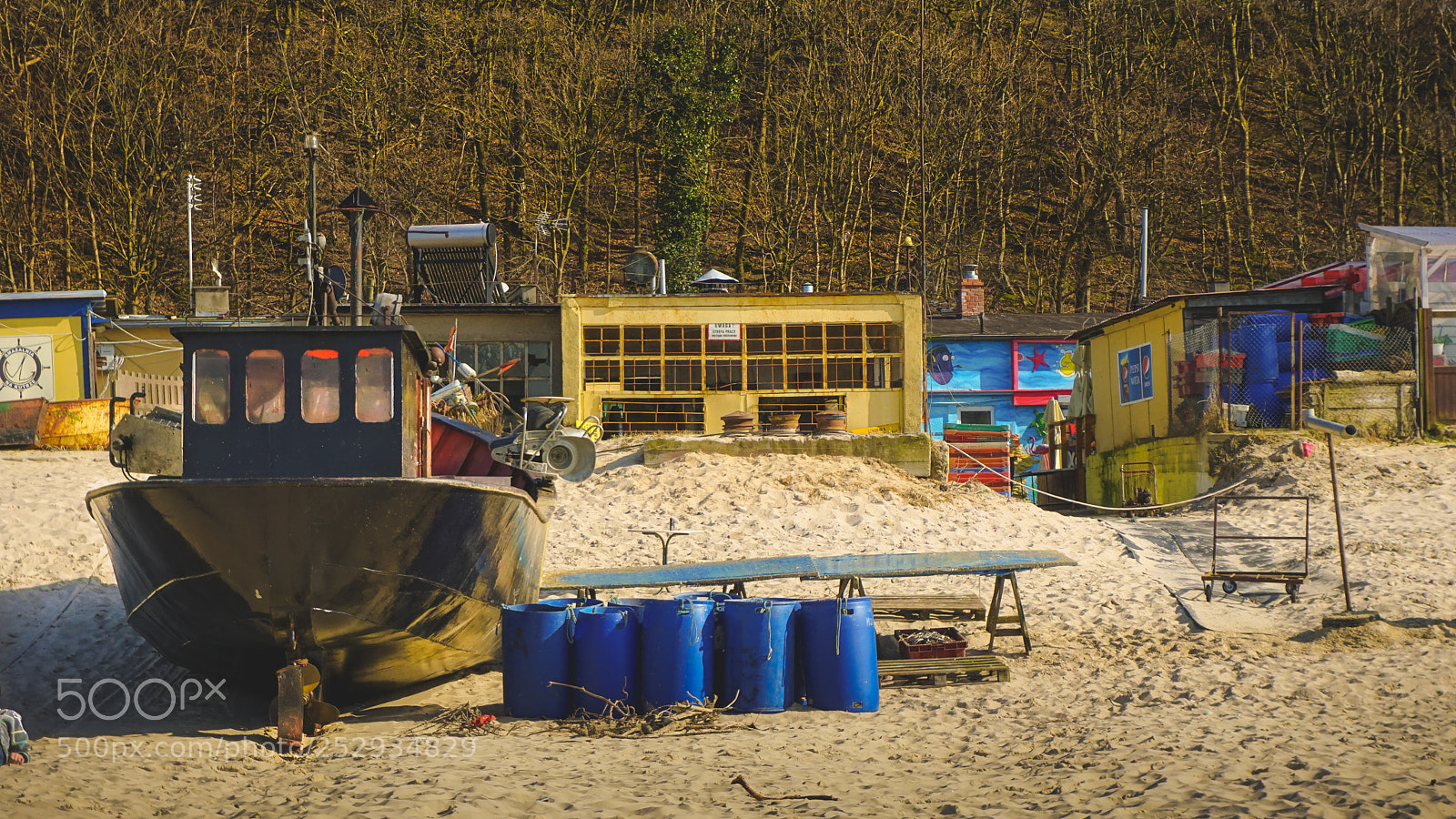 Sony a6000 sample photo. Black boat photography