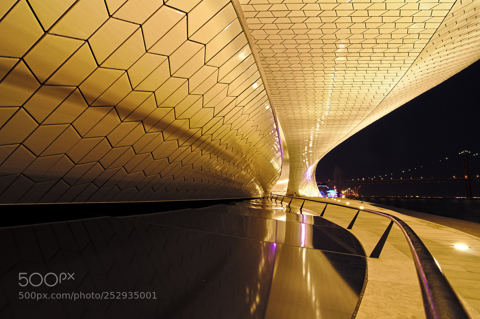 Nikon D90 sample photo. Maat at night photography
