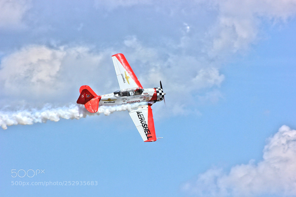 Canon EOS 600D (Rebel EOS T3i / EOS Kiss X5) sample photo. Airshow photography