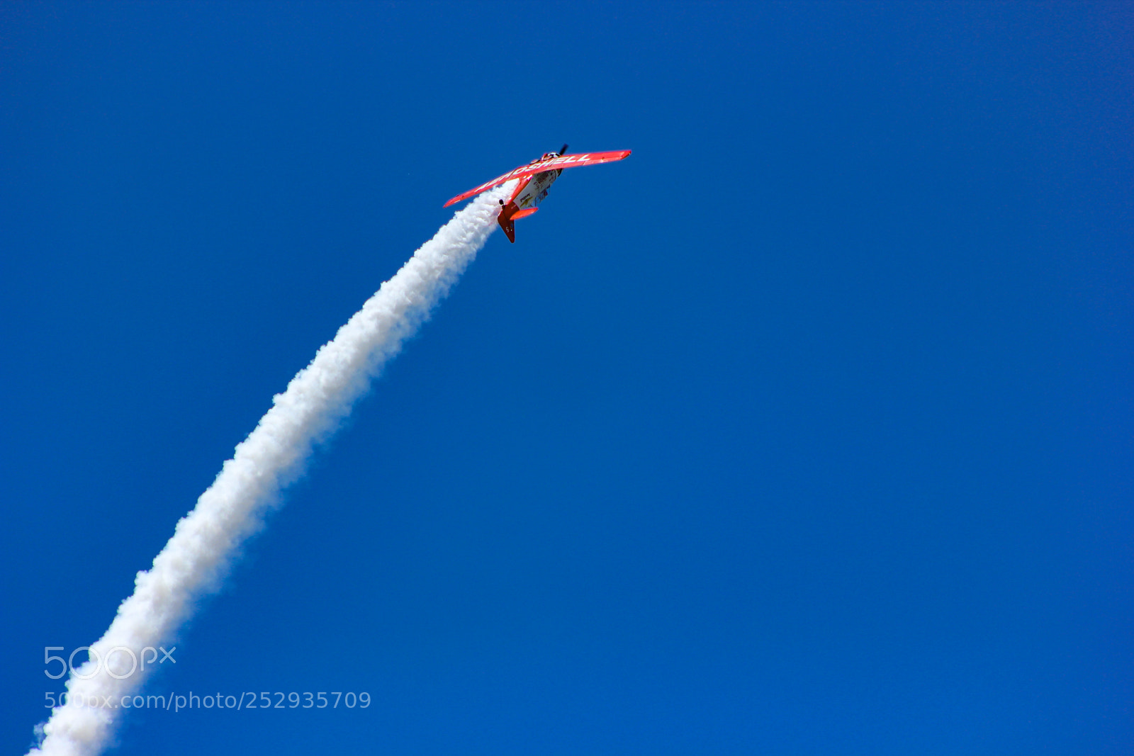 Canon EOS 600D (Rebel EOS T3i / EOS Kiss X5) sample photo. Airshow photography