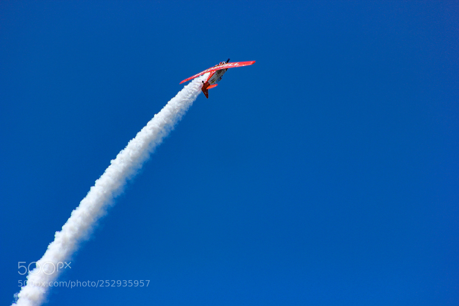 Canon EOS 600D (Rebel EOS T3i / EOS Kiss X5) sample photo. Airshow photography