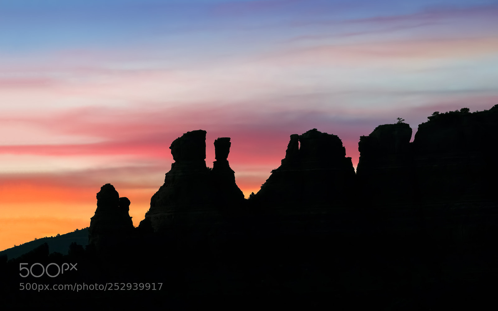 Canon EOS 5D Mark IV sample photo. Sedona silhouette photography