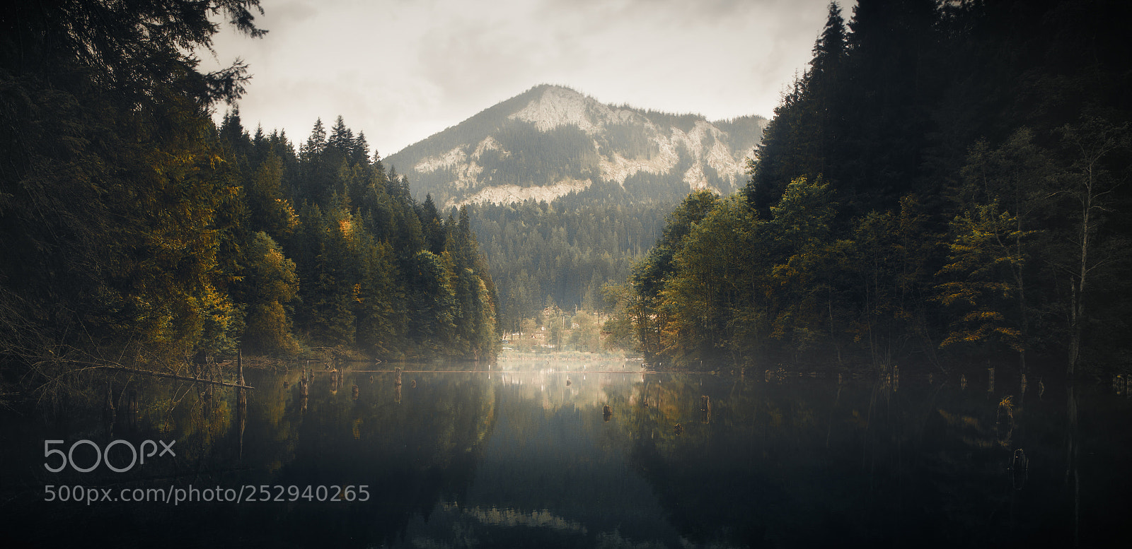 Canon EOS 700D (EOS Rebel T5i / EOS Kiss X7i) sample photo. Otherworld lake photography