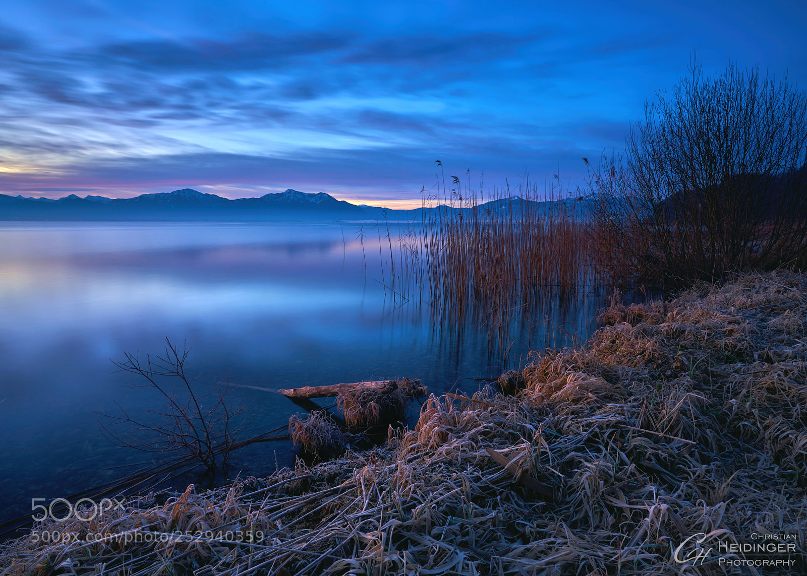 Sony a7R III sample photo. Blaue stunde am see photography