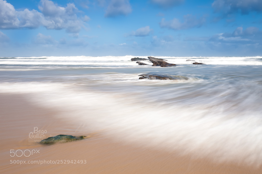 Canon EOS-1Ds Mark III sample photo. Endless beach photography