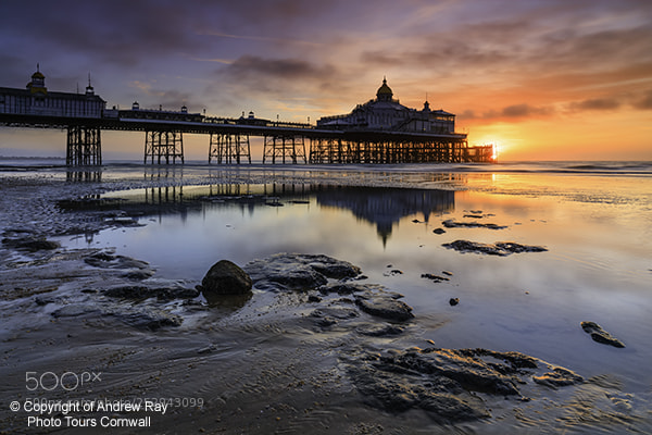 Canon EOS 5D Mark IV sample photo. Sunrise reflections (eastborne pier) photography