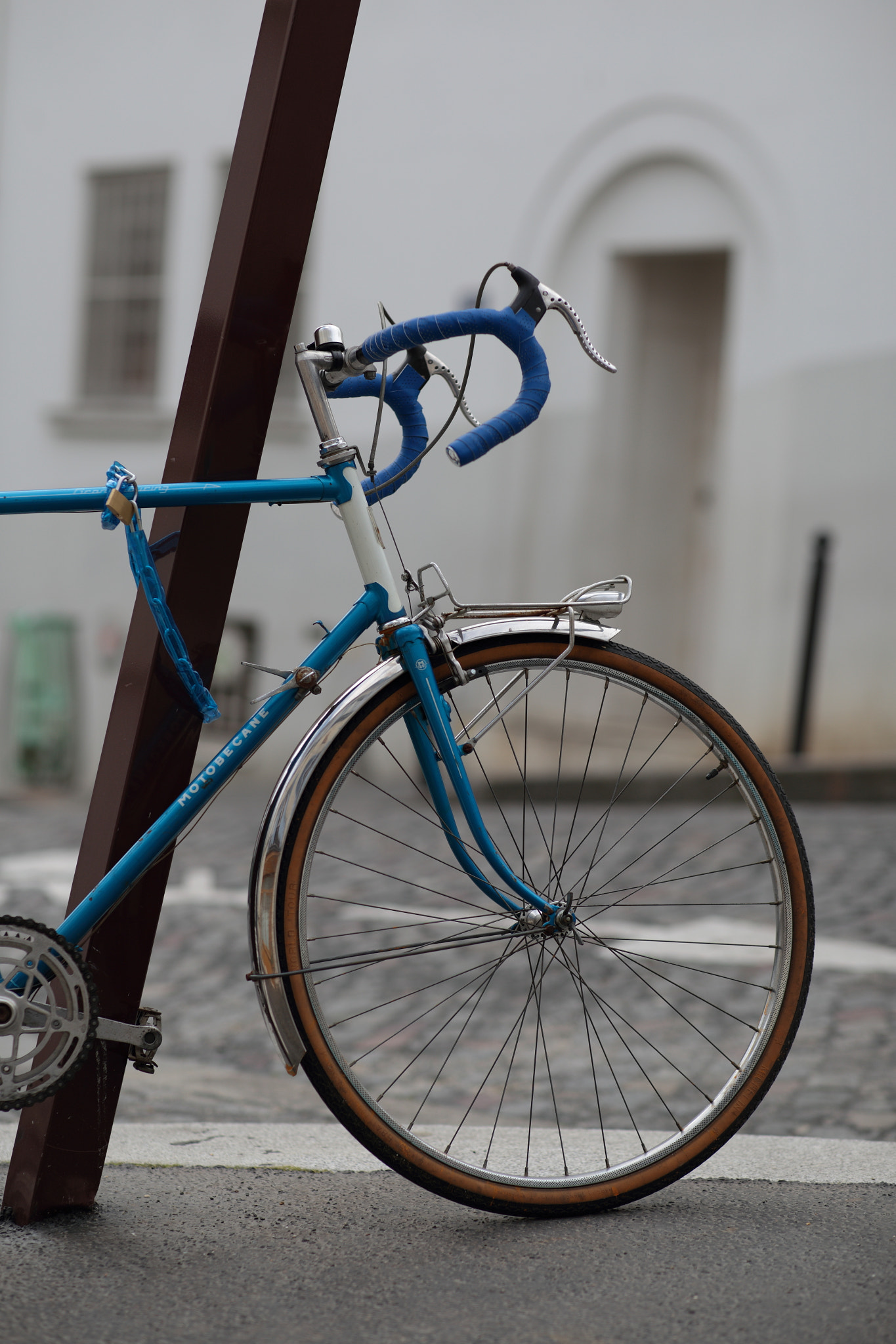 Canon EF 85mm F1.4L IS USM sample photo. Geometry photography