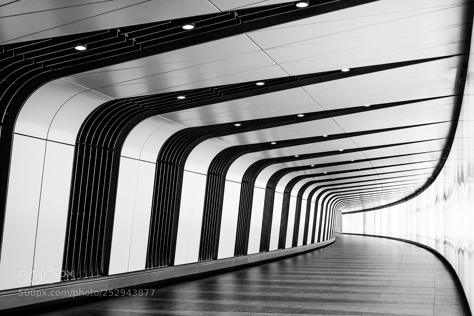Fujifilm X-Pro1 sample photo. Warp tunnel photography