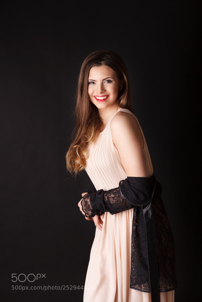 Canon EOS 5D Mark II sample photo. Beverlia photography