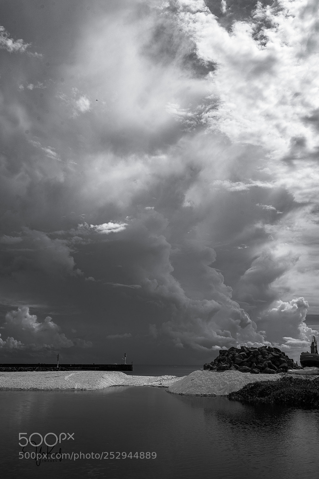 Sony a7 sample photo. Bye beach... photography