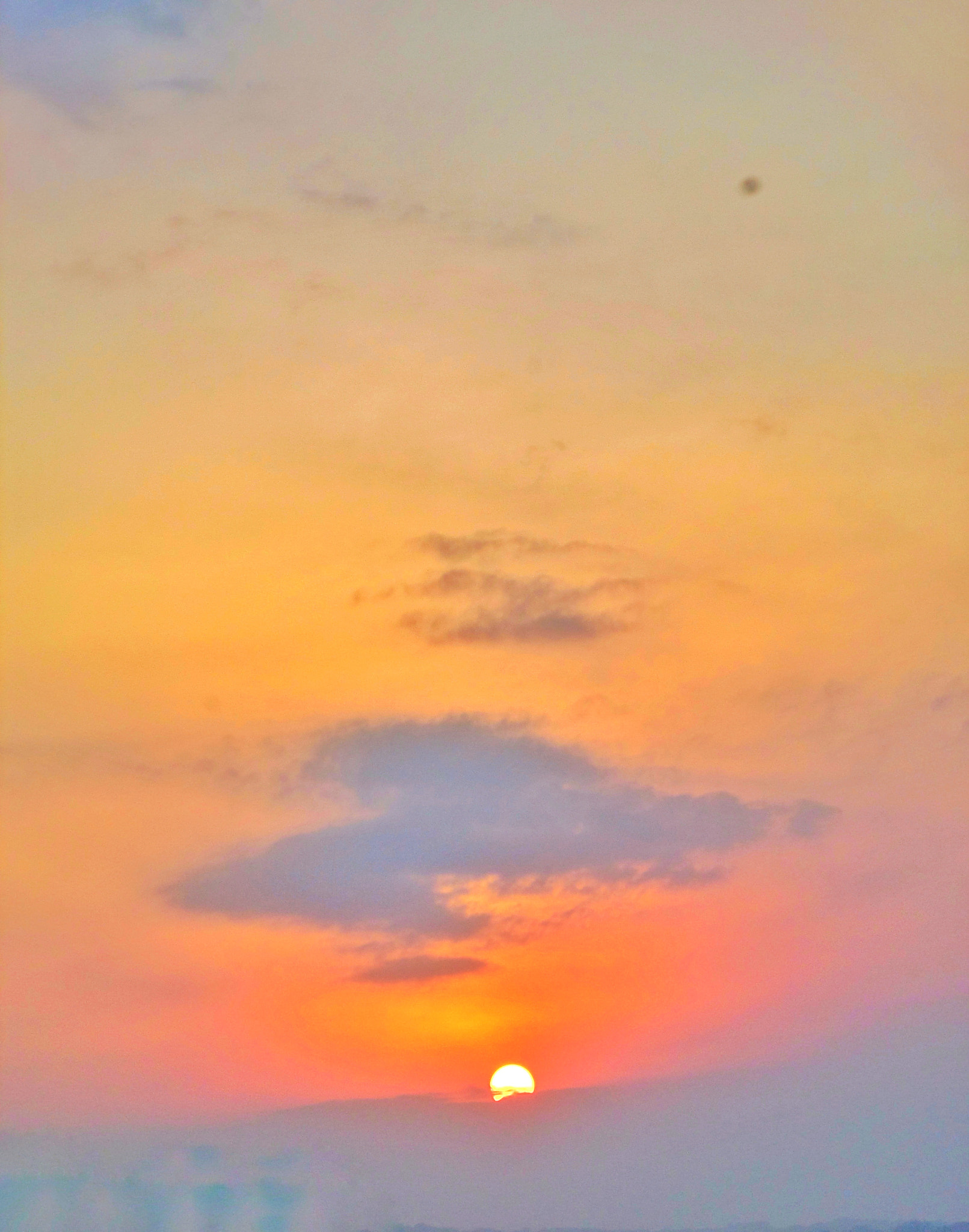 Samsung DV150F/DV151F/DV155F sample photo. My fav golden hour photography