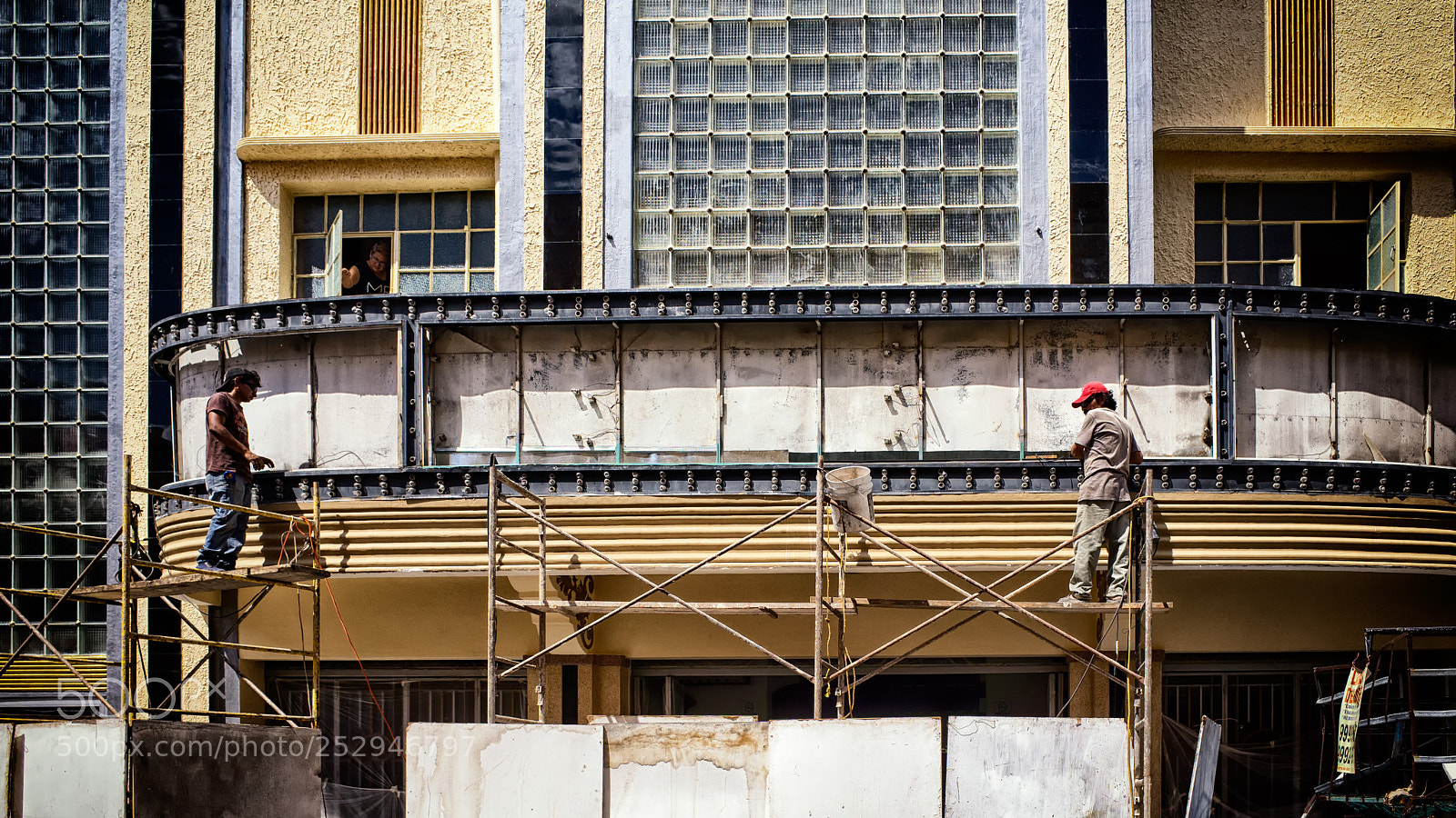 Ricoh GR sample photo. Trabajadores color teatro armando photography
