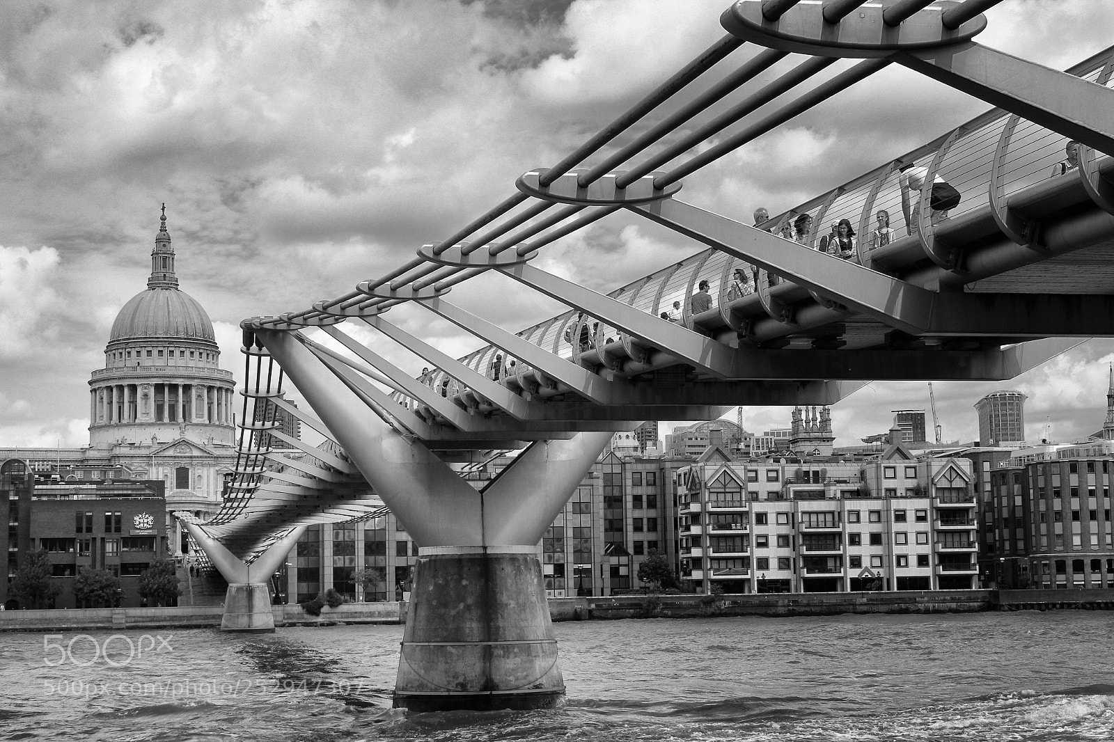 Canon EOS 60D sample photo. The millennium bridge, london photography