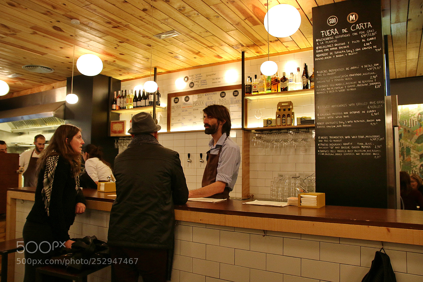 Canon EOS 70D sample photo. Bar life photography
