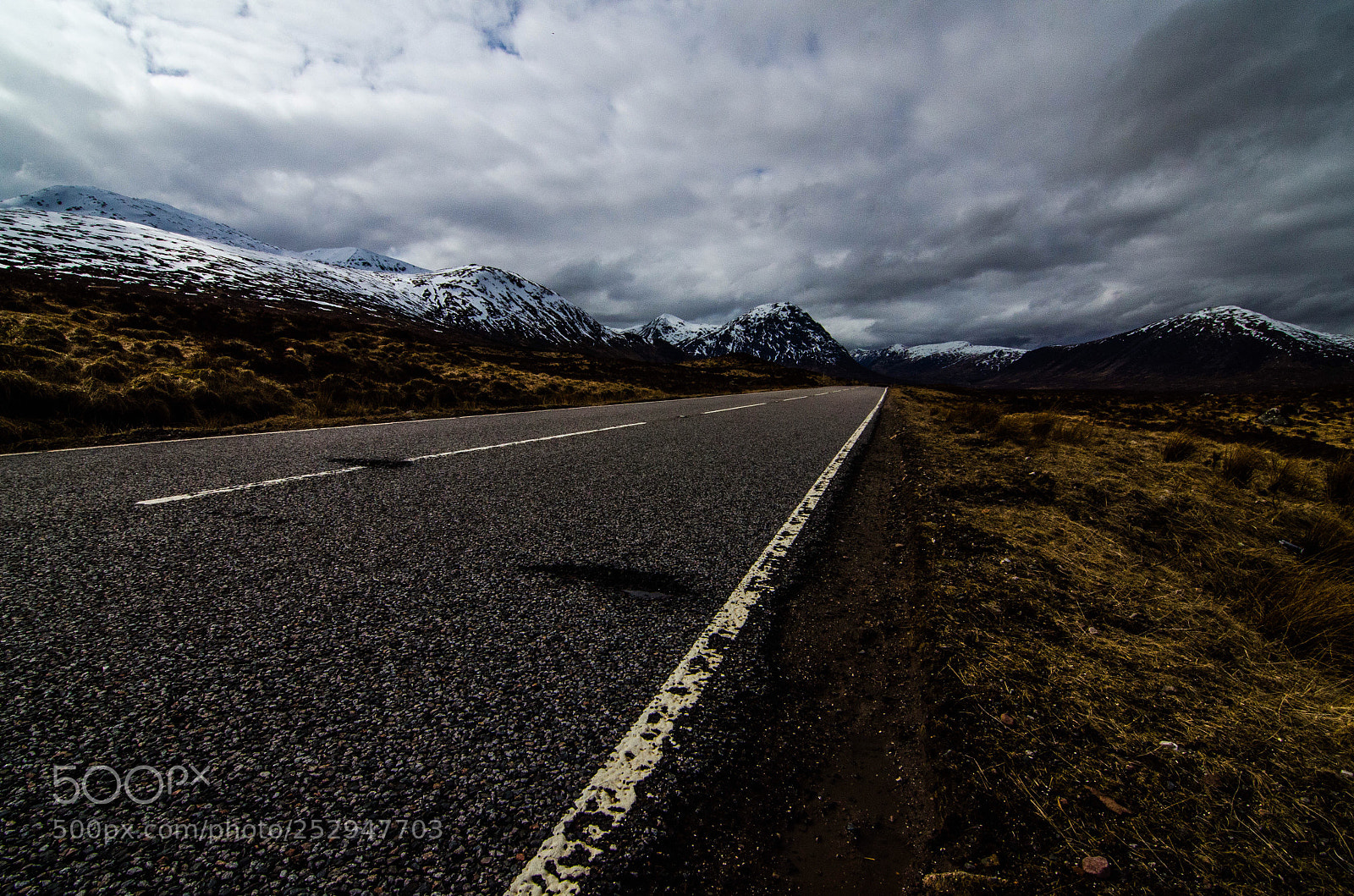 Nikon D7000 sample photo. The road photography