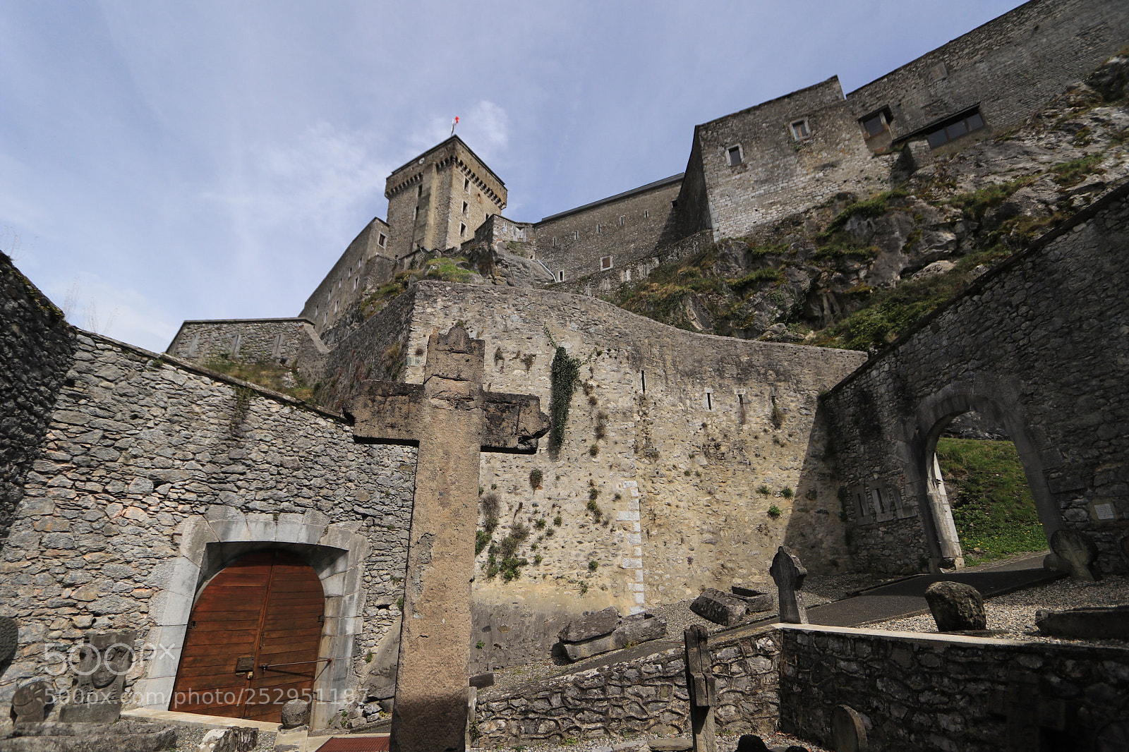 Canon EOS 80D sample photo. Château-fort de lourdes (65) ?? photography
