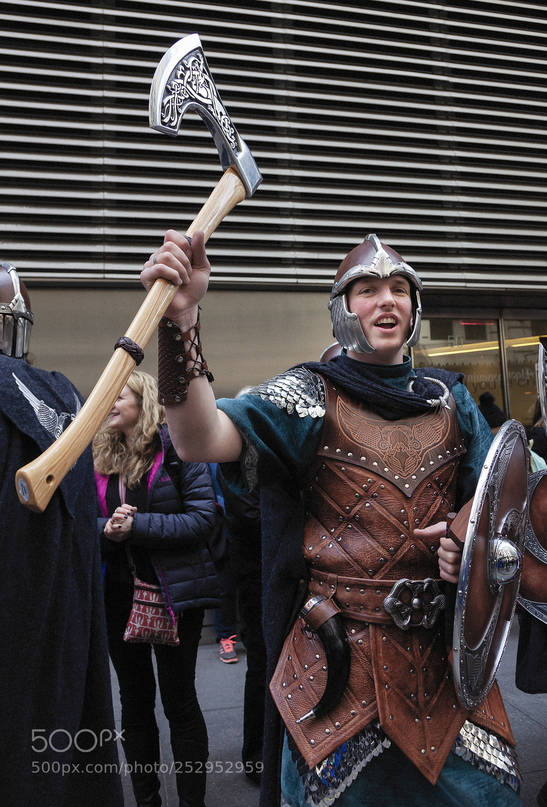 Canon EOS 5D Mark II sample photo. Tartan day parade nyc photography