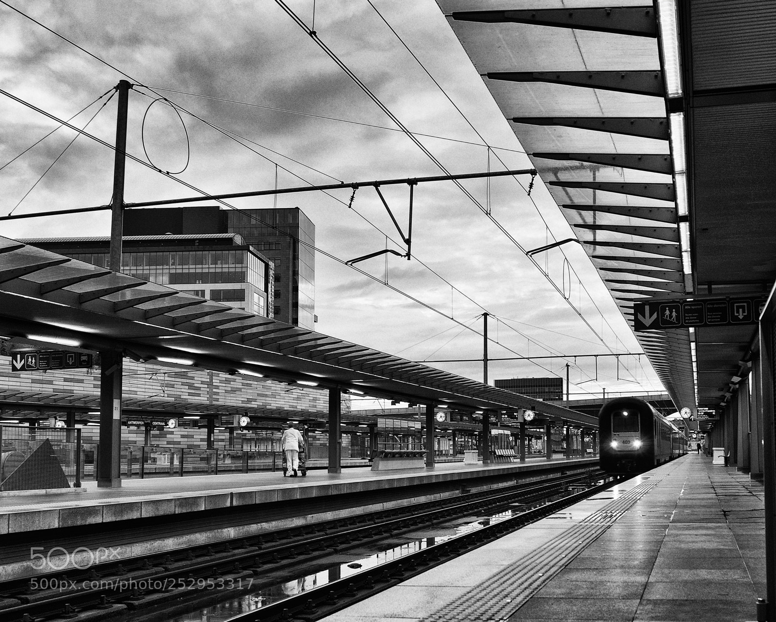Nikon D600 sample photo. Train is coming photography