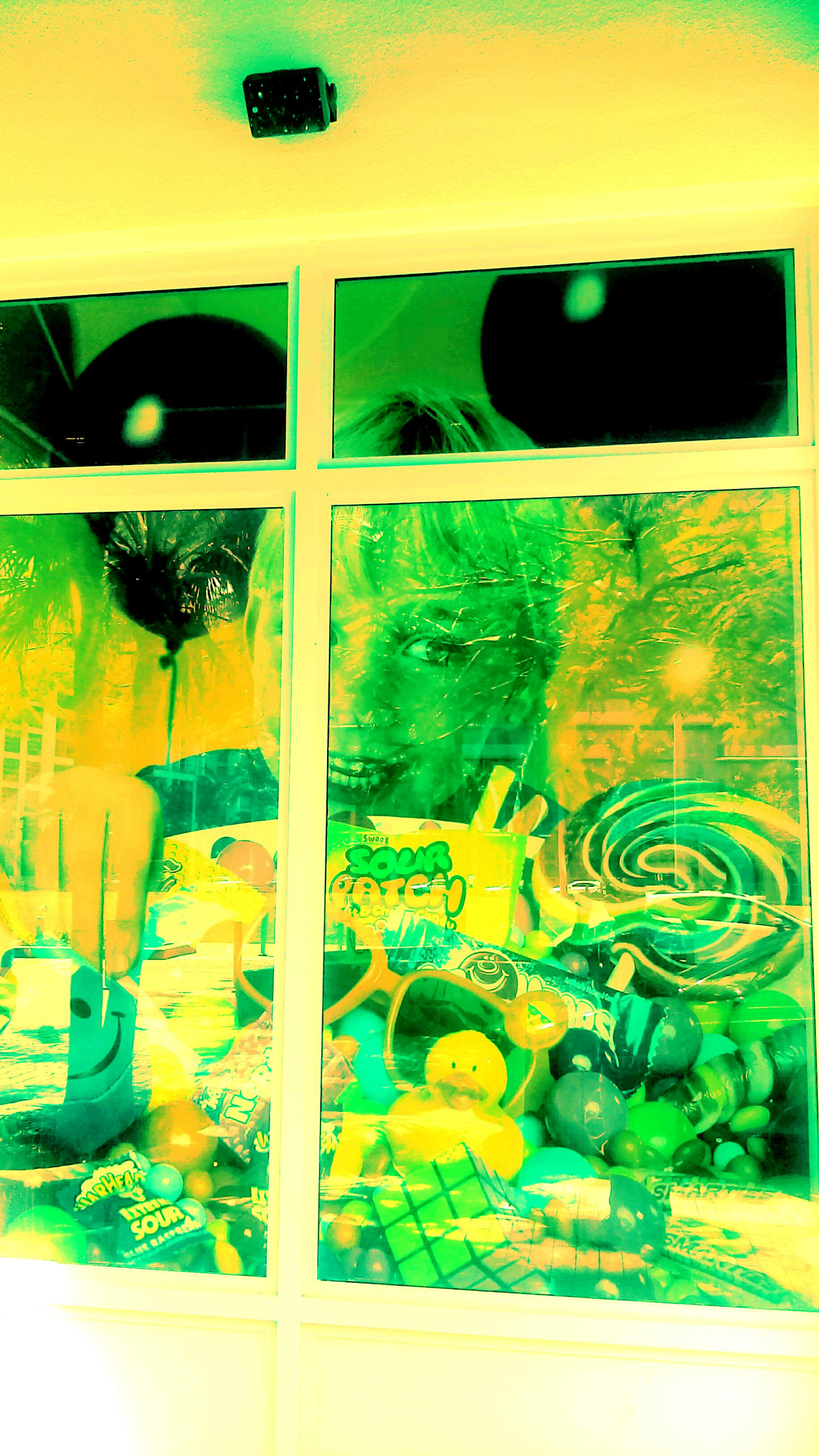 HTC DESRIE D530 sample photo. Wild candy kid photography