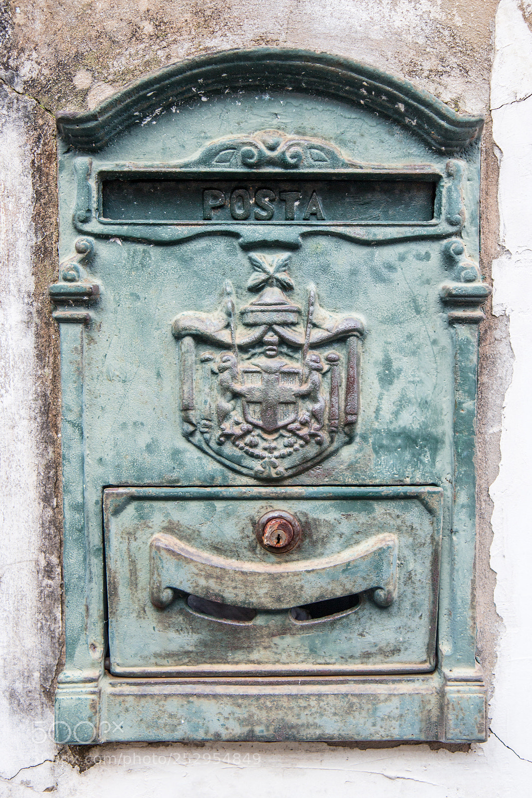 Canon EOS 70D sample photo. Mailbox, faded. ischia. photography